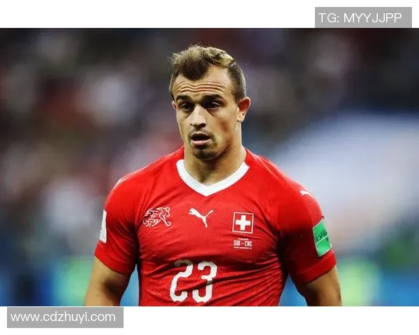 足球明星纯黑人形象展现运动之美与力量的完美结合